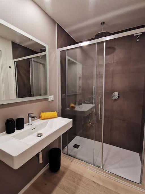 밀라노 Navigli-Bocconi Spazio Luce Design 아파트 외부 사진